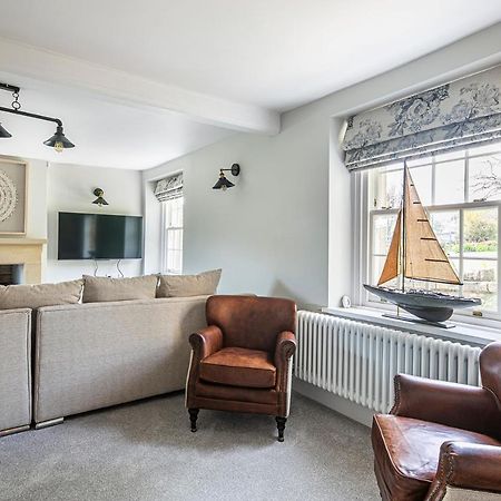 The Belle - A Lovingly Converted Grade II Listed Home From Home In Bakewell Εξωτερικό φωτογραφία