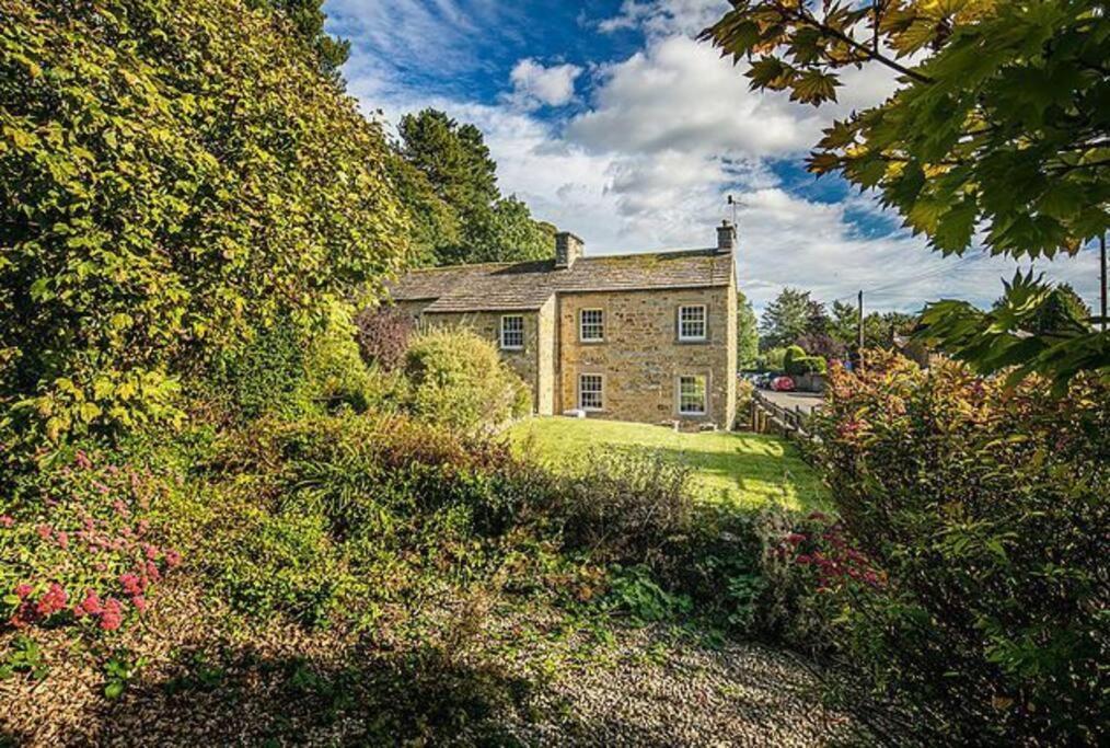 The Belle - A Lovingly Converted Grade II Listed Home From Home In Bakewell Εξωτερικό φωτογραφία