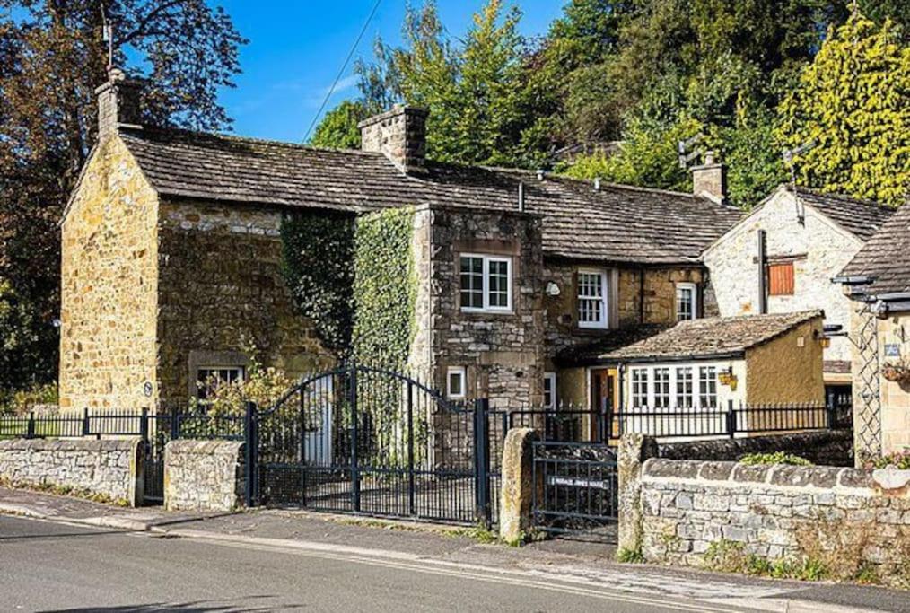 The Belle - A Lovingly Converted Grade II Listed Home From Home In Bakewell Εξωτερικό φωτογραφία